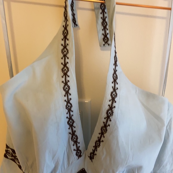 Light blue halter neck top. - Picture 2 of 4